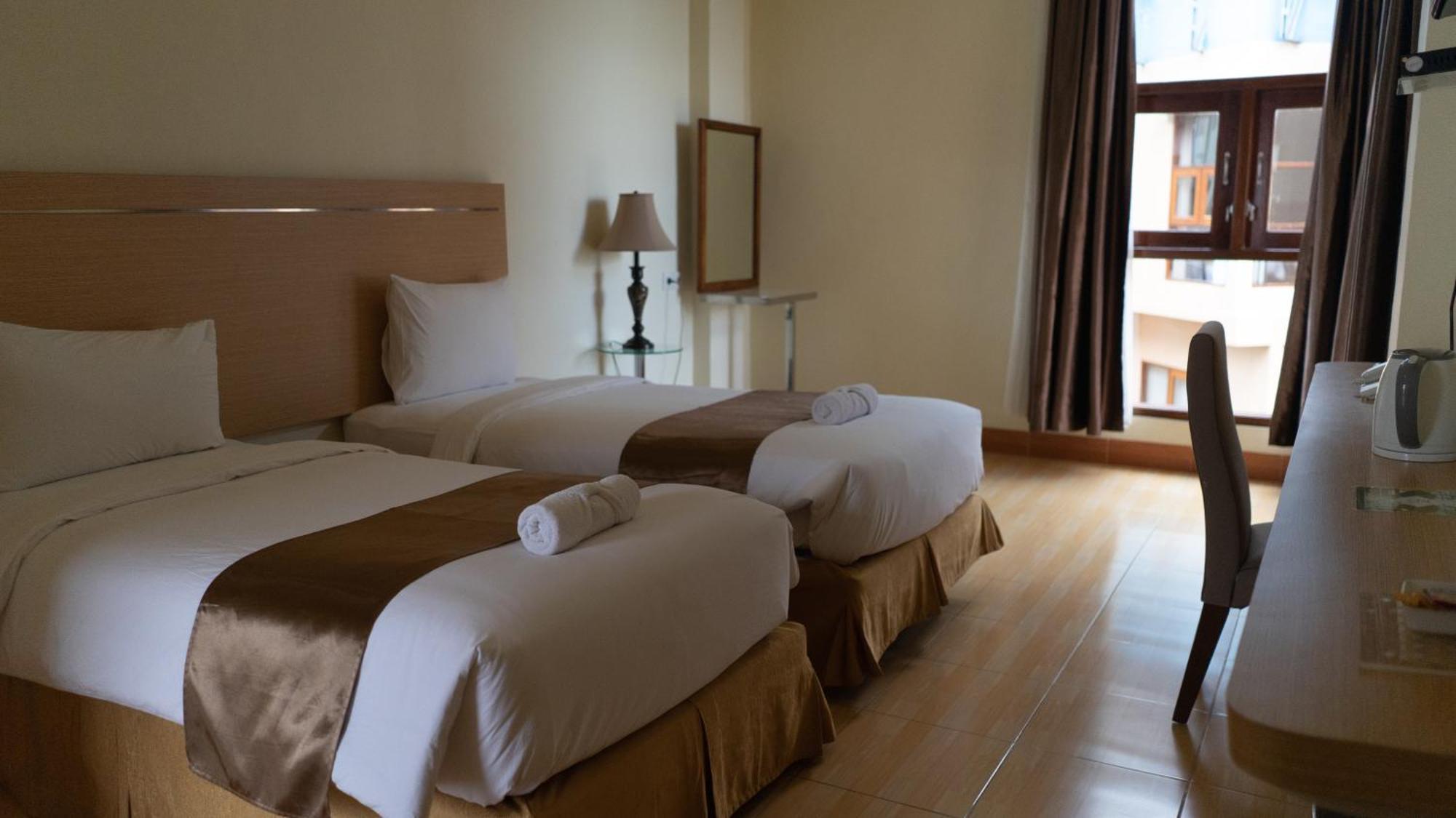 Revayah Hotels Ruteng Exteriér fotografie
