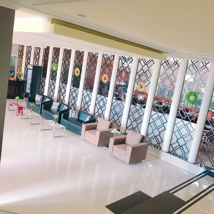 Revayah Hotels Ruteng Exteriér fotografie