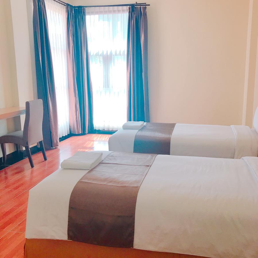 Revayah Hotels Ruteng Exteriér fotografie
